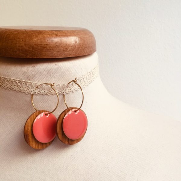 Créole bois rond émail corail Bijou naturel fait main