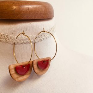 Créole bois demi lune émail rouge Bijou naturel fait main