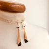 boucles d'oreilles bois lamelle peint noir Rootsabaga bijou nature