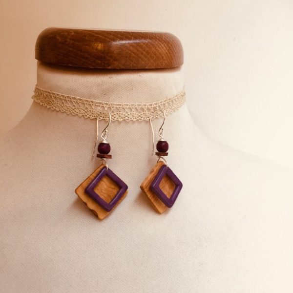 boucles d'oreilles carré bois d'olivier et ivoire végétal violet Rootsabaga bijoux fantaisie naturels