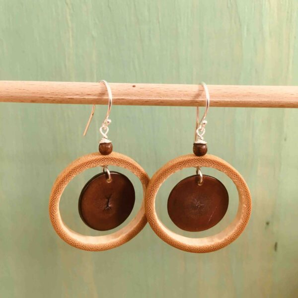 boucles d'oreilles bambou ivoire végétal ronde légère bijou artisanal créateur marron
