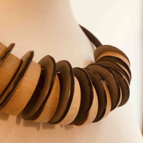 collier Bambou Folie ivoire végétal Rootsabaga gris
