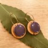 boucles d'oreilles créoles bois email violet Rootsabaga