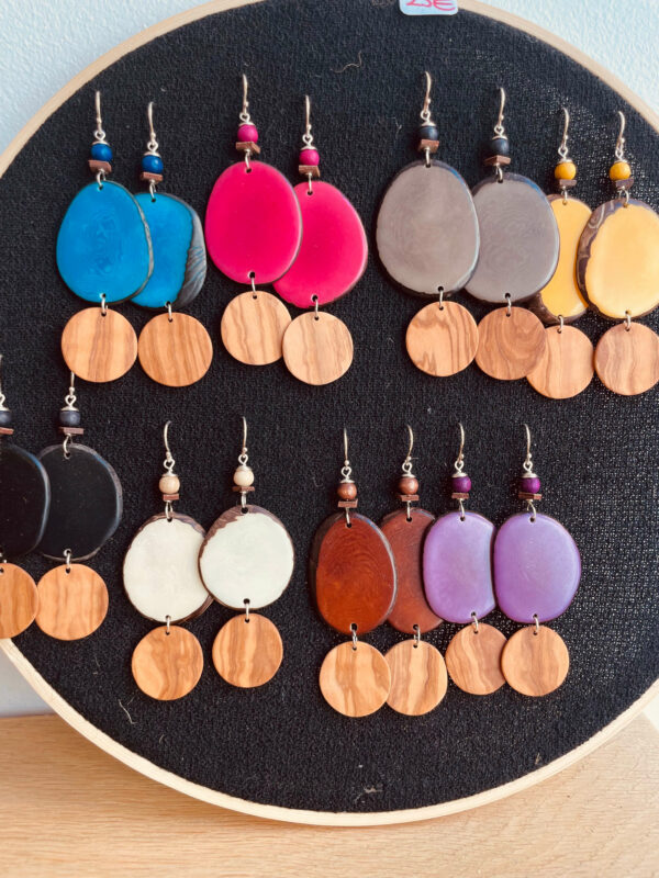 boucles d'oreilles chips et bois olivier toutes les couleurs Rootsabaga